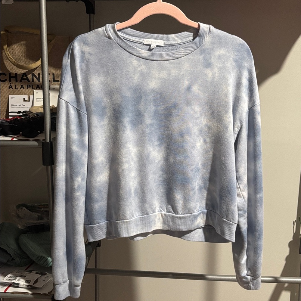 Beyond Yoga Day to Day Pullover in Blue Dream-Gray Cloud Dye - Picture 2 of 7